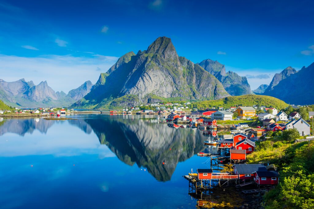 Soleil de Minuit & Fjords de Norvège